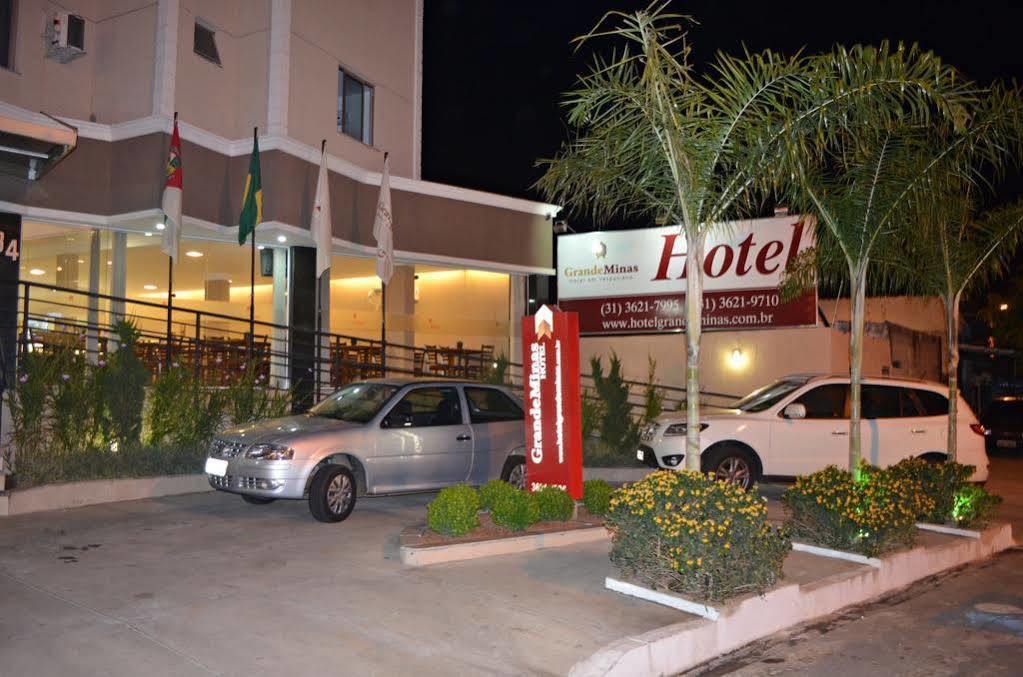 Hotel Grande Minas Веспасиано Экстерьер фото